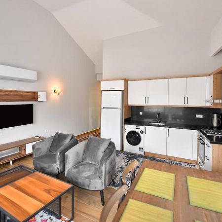 Red Moon Suites フェティエ エクステリア 写真