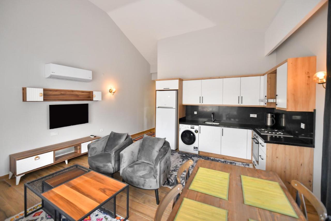 Red Moon Suites フェティエ エクステリア 写真